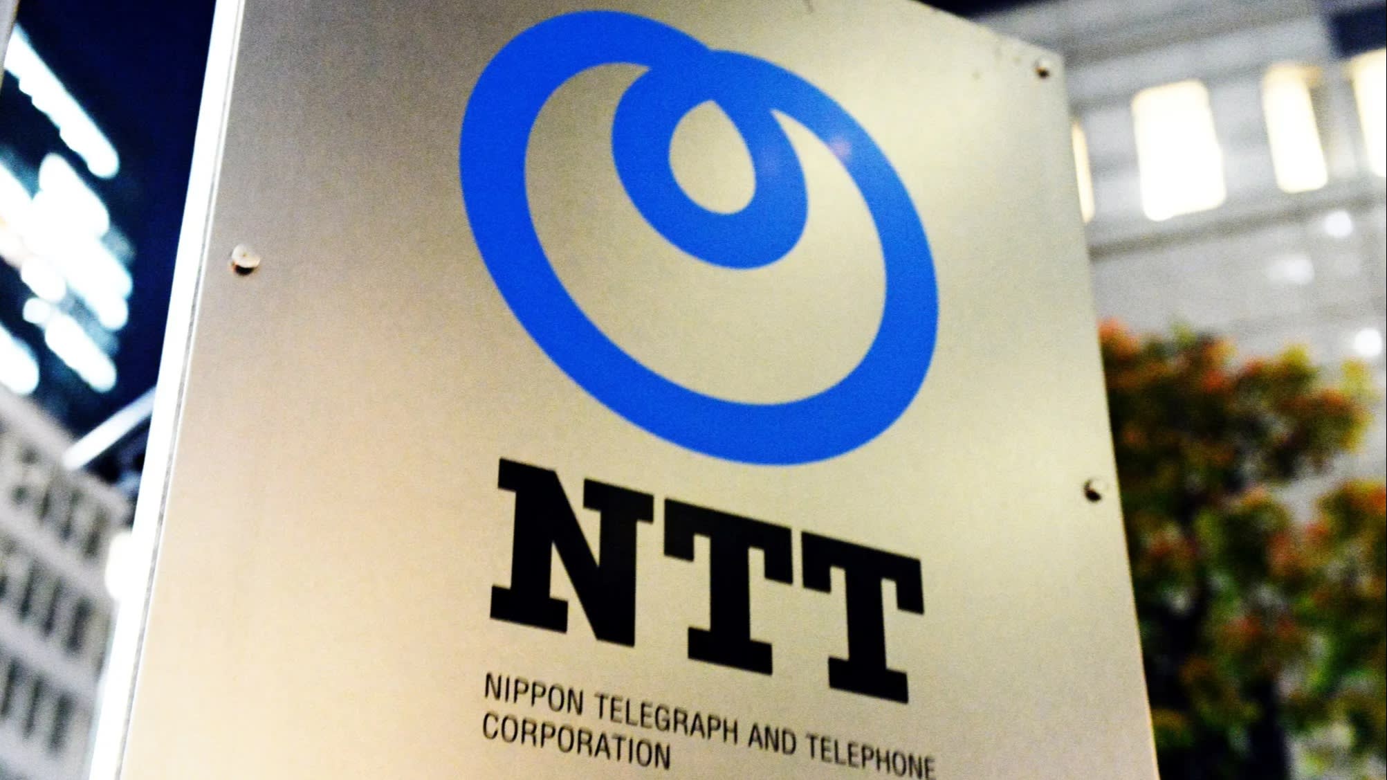 NTT