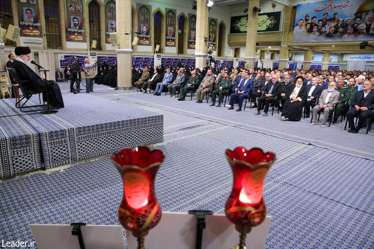 خدا به ملت ایران رحم کرد که انقلاب رخ داد؛ انقلاب اسلامی جلوی سقوط مطلق کشور را گرفت