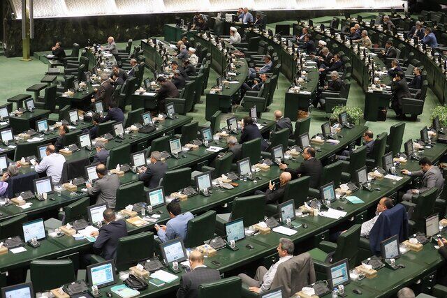 آغاز پنجمین و آخرین روز جلسه مجلس برای بررسی صلاحیت وزرای پیشنهادی؛ وزیر نیرو و ورزش در صف بررسی