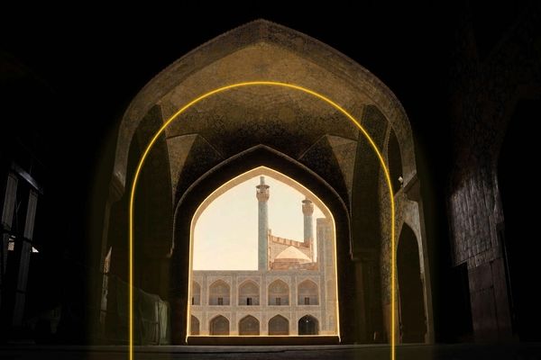 پروژه مسئولیت اجتماعی «طاق جاودان»؛ پیوند هویت برند بیمه‌بازار با حفاظت از میراث فرهنگی