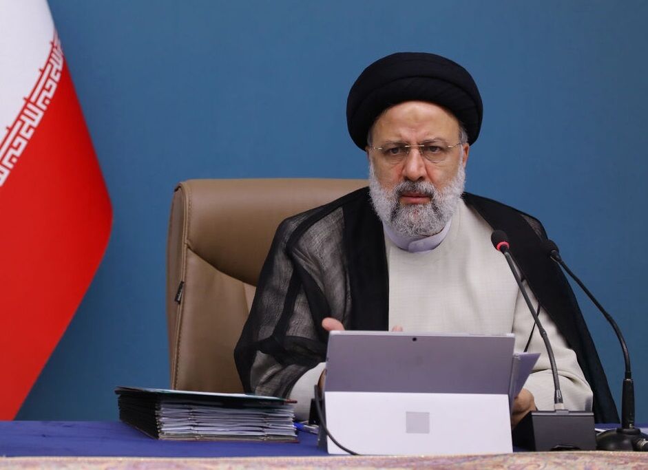 امسال؛ پروژه تحریم شکست خورد، شاخص‌های کلان اقتصادی بهبود پیدا کرد و اعتماد عمومی مردم افزایش یافت
