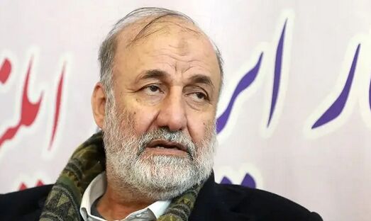 پرچمداری اصولگرایان در دست تمامیت‌خواهان است؛ حاضر به مشارکت عادلانه هم نیستند