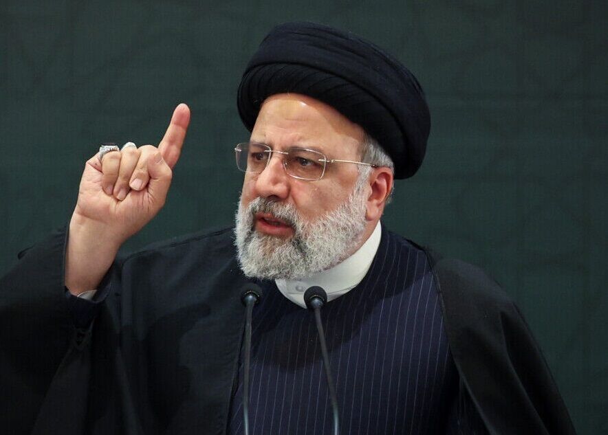 آقای رئیسی! چگونه می‌گویید ریشه‌های فساد را خشک می‌کنید اما درباره فساد چای دبش حتی یک جمله توضیح ندادید؟