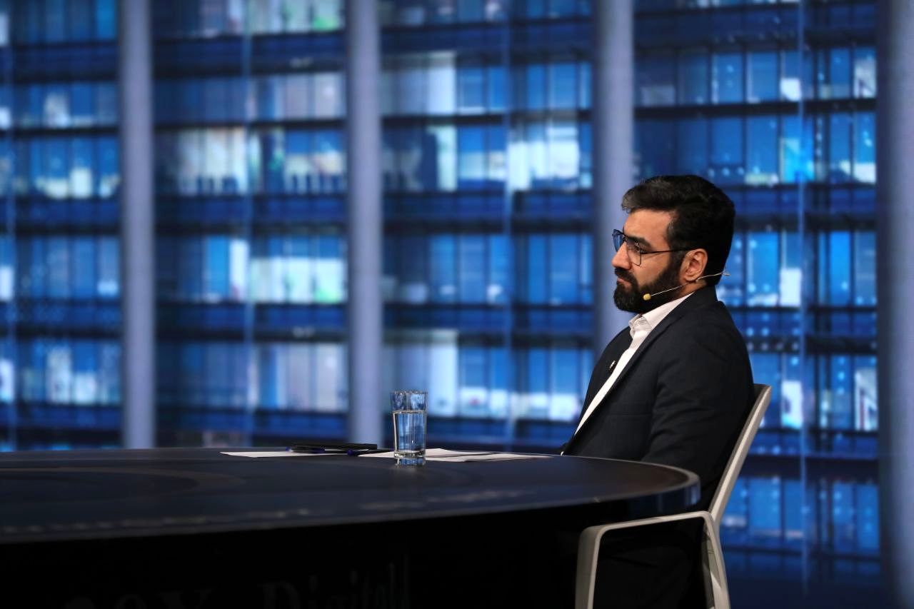 ببینید | سروش صحت، احسان علیخانی و رامبد جوان به دلیل تفتیش عقاید جرأت ندارند به تلویزیون بیایند