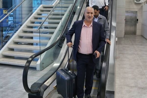 رسانه عادل خطاب به تاج: جسور باش و استعفا بده