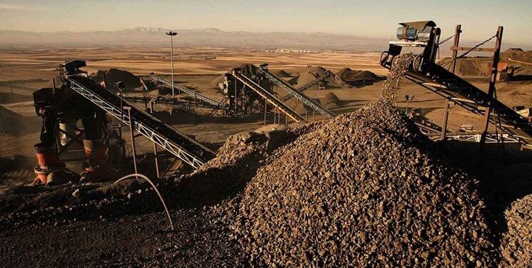 کاهش محدود سودهای حداکثری به مذاق فولادی‌ها خوش نیامد/ قیمت دستوری مانع توسعه بخش معدن