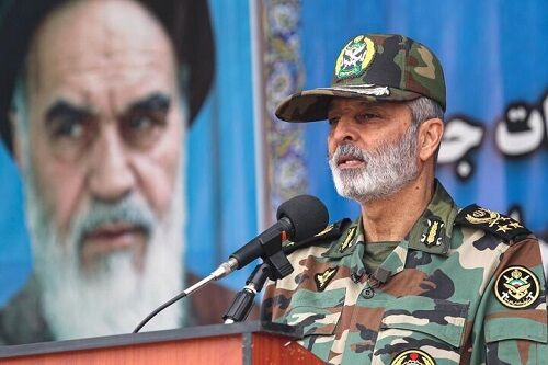 فرمانده ارتش: پیش از پیروزی انقلاب، ما دارای برخی توانایی‌ها بودیم، اما بزرگ‌ترین اشکال آن وابستگی به خارج بود