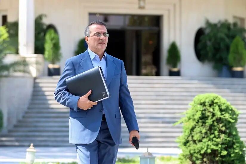 رئیس سازمان اداری و استخدامی: تعدیل یا بی‌شغل کردن افراد در کار ما نیست؛ اطمینان می‌دهیم چنین اتفاقی رخ نمی‌دهد