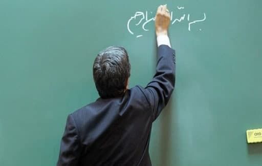 سیمایی صراف: ۵ استاد دانشگاه و بیش از ۶۰ دانشجوی ما شهید شدند