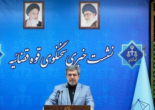 ضابطین موظف به برخورد با جرایم مشهود هستند؛ بی‌حجابی هم جرم مشهود است