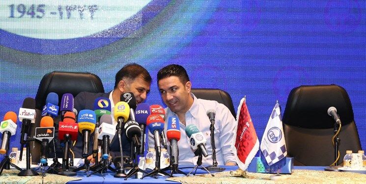 استقلال مشروبات الکلی تبلیغ کرد/ افشاگری تهیه‌کننده تلویزیون از مراسم معارفه نکونام