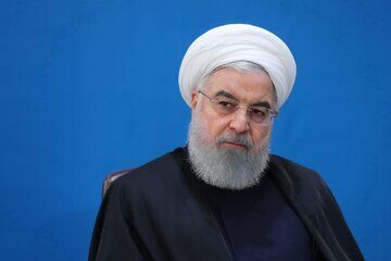 جدیدترین تصویر از حسن روحانی در یک مراسم ختم + عکس