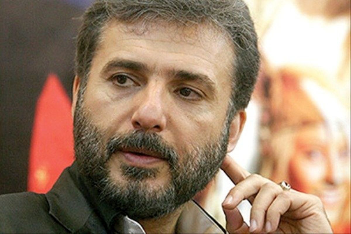 ببینید | گریه های سوزناک بازیگر مشهور روی آنتن زنده صداوسیما و گلایه از همکارانش