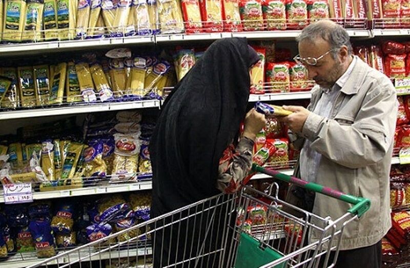 مشکلات اقتصادی و معیشتی آنقدر هم زیاد نیست؛ دشمنان بزرگنمایی می‌کنند!