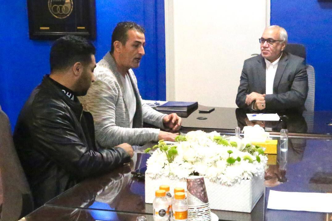 پرویز برومند در باشگاه استقلال