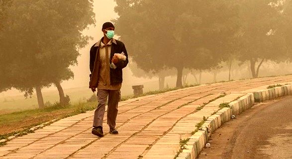 کانون ریزگردها به دلیل خشکسالی‌های پی در پی به اطراف تهران رسیده