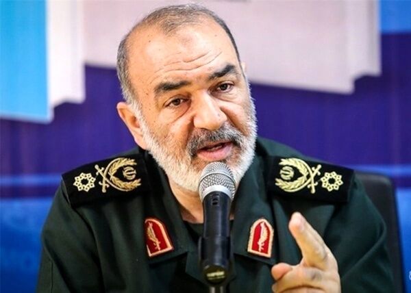 دشمن برای سال جدید تحصیلی، برنامه خواهد داشت