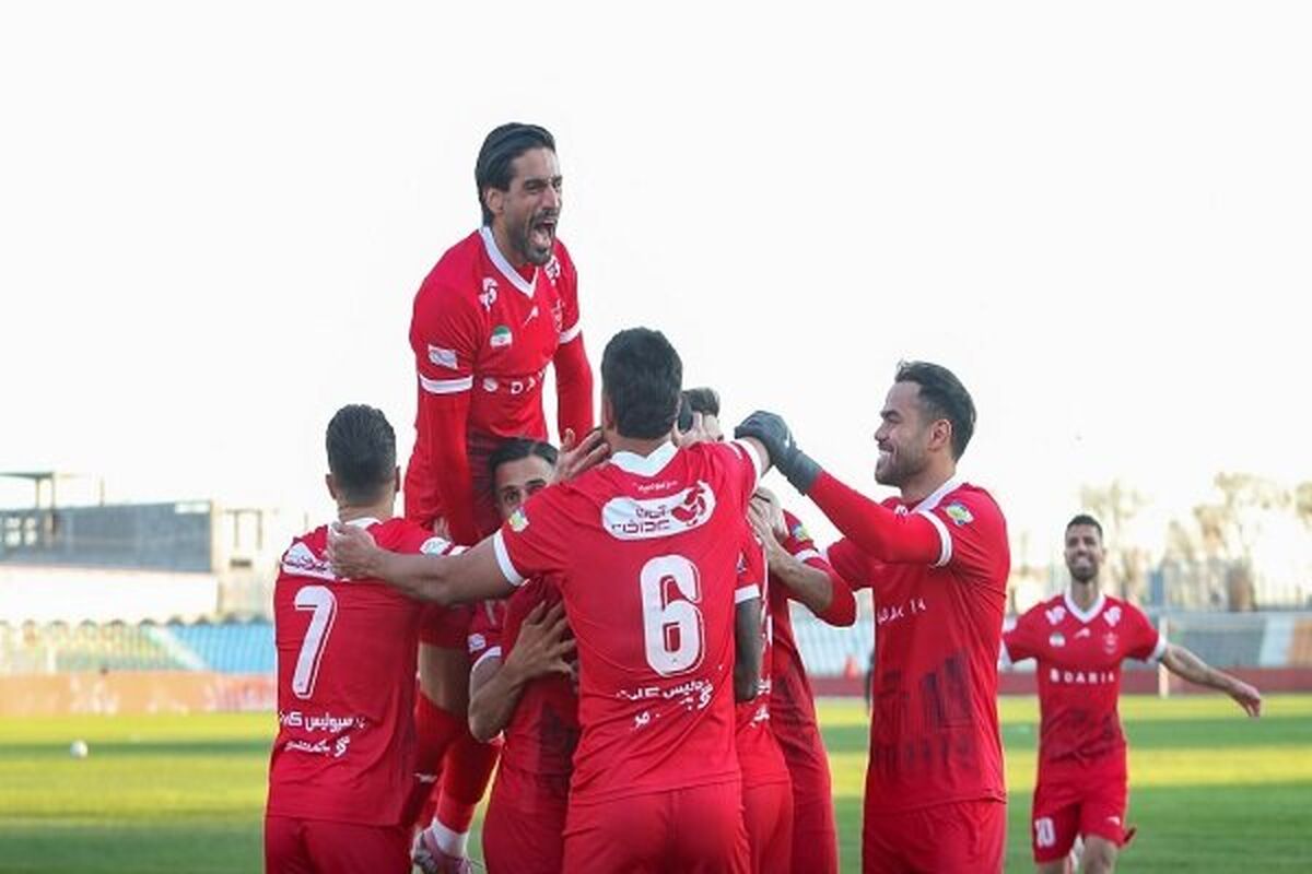 پوستر پرسپولیس برای تقابل با استقلال در دربی
