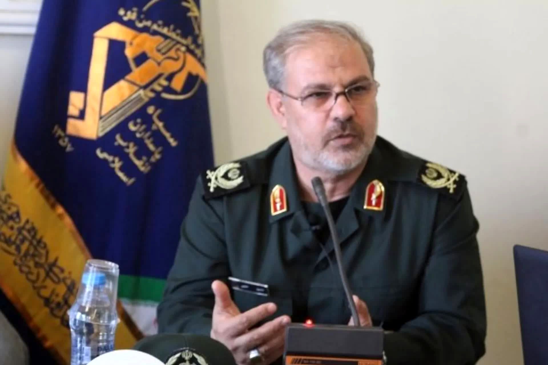 سخنگوی سپاه: از اینکه دولت ۲۰ میلیون بشکه نفت برای جنگ به سپاه داده باشد، اطلاعی ندارم/ دولت موظف به حمایت از نیرو‌های مسلح است و در شرایطی که کشور با ابرقدرت‌ها درگیر جنگ باشد، نیاز به این پشتیبانی بیشتر است