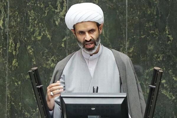 درمورد لایحه حجاب اینکه برخی می‌گویند برای امر شرعی نمی‌شود جریمه مالی وضع کرد، درست نیست؛مثال آن روزه است