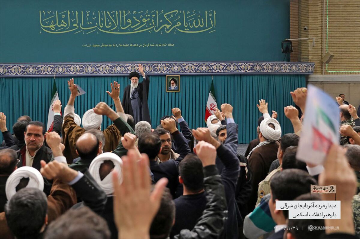 اولین تصاویر از از دیدار امروز مردم آذربایجان شرقی با رهبر انقلاب  + عکس و ویدئو