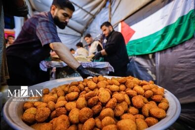 افطاری فلسطینی در قلب تهران