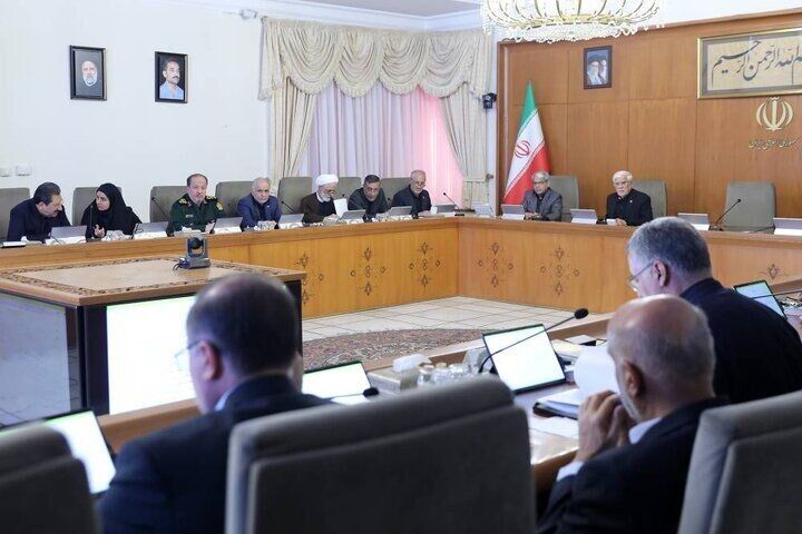 عارف: آمادگی خوبی برای برگزاری مراسم تشییع رهبر شهید انقلاب وجود دارد/ مقامات خارجی از جمعه برای حضور در مراسم تشییع وارد ایران می‌شوند