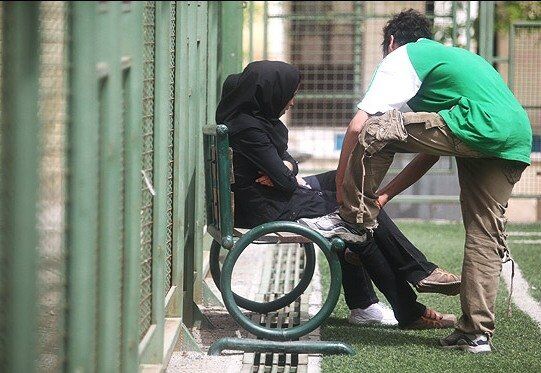 توصیه‌های مهم به کسانی که شاهد خشونت‌های خانوادگی هستند؛ وقتی زنی فریاد می‌زند تماشاچی نباشید