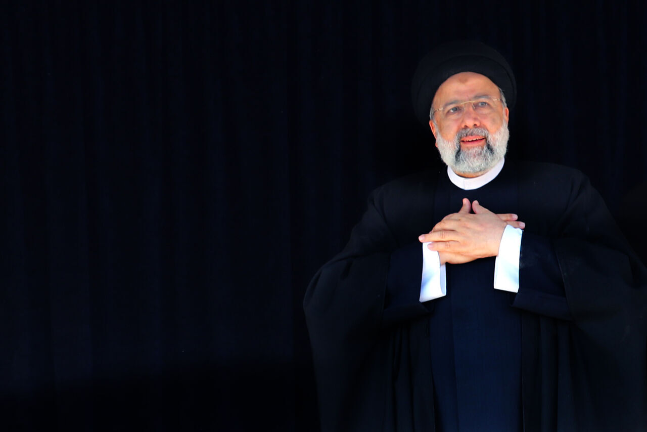 بهترین کاری که دولت رئیسی می‌تواند انجام دهد «هیچ کار نکردن» است