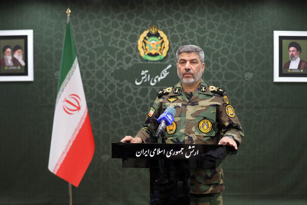 سخنگوی ارتش: با دقت تحرکات آمریکا در منطقه را زیر نظر داریم/ ماجراجویی جدید جغرافیای جنگ را گسترده می‌کند
