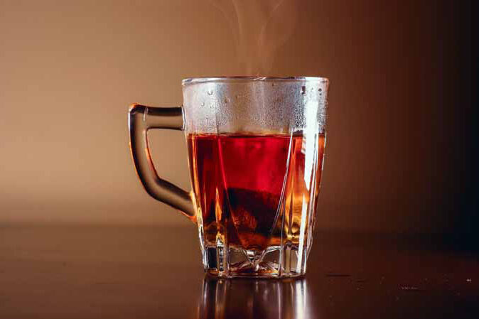 ۹ نفر به خاطر یک لیوان چای تازه‌دم کشته شدند