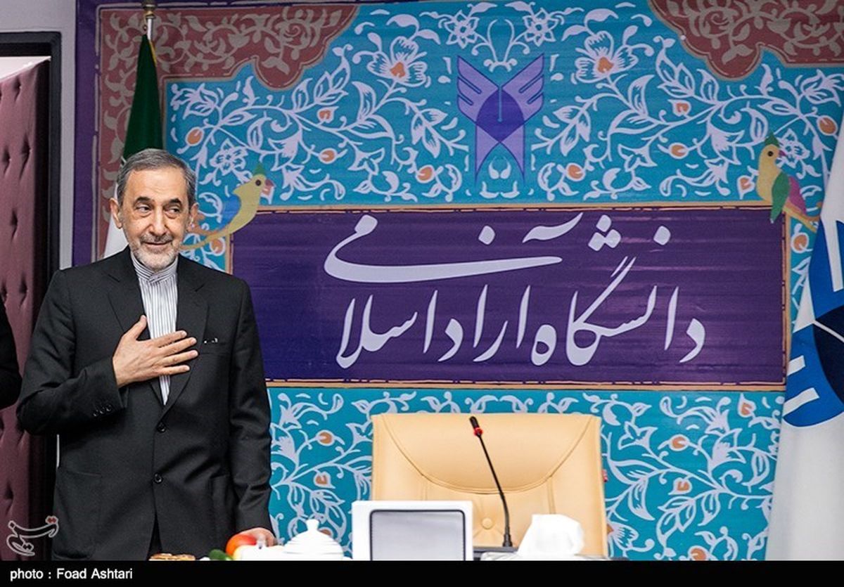 اعتراض یک روزنامه اصولگرا به فرار دانشگاه آزاد از شفافیت؛ میخواهد مانند ماهی از دست ناظران لیز بخورد