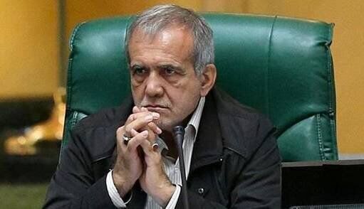 برخی مواقع اظهارات مسئولین برای مملکت هزینه‌بر است