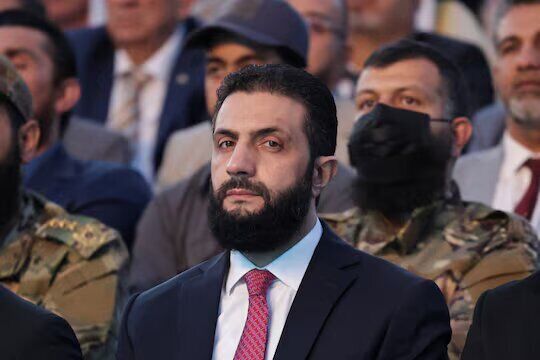 المیادین: احمد الشرع با خانواده‌اش دمشق را ترک کرد؛ سه شخصیت برجسته دولت سوریه در یک عملیات ترور هدف قرار گرفتند