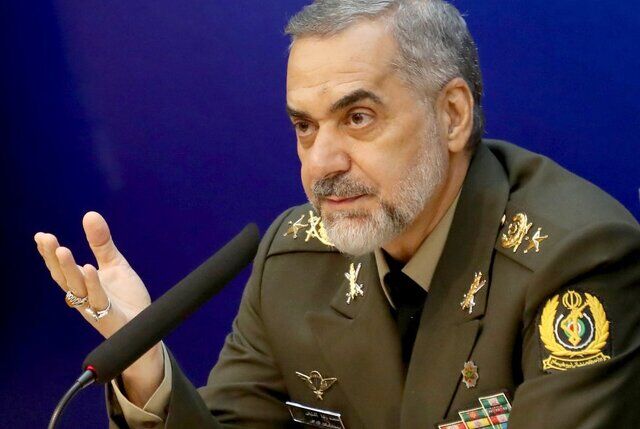 خبر مهم وزیر دفاع درباره تولید جنگنده‌های بومی