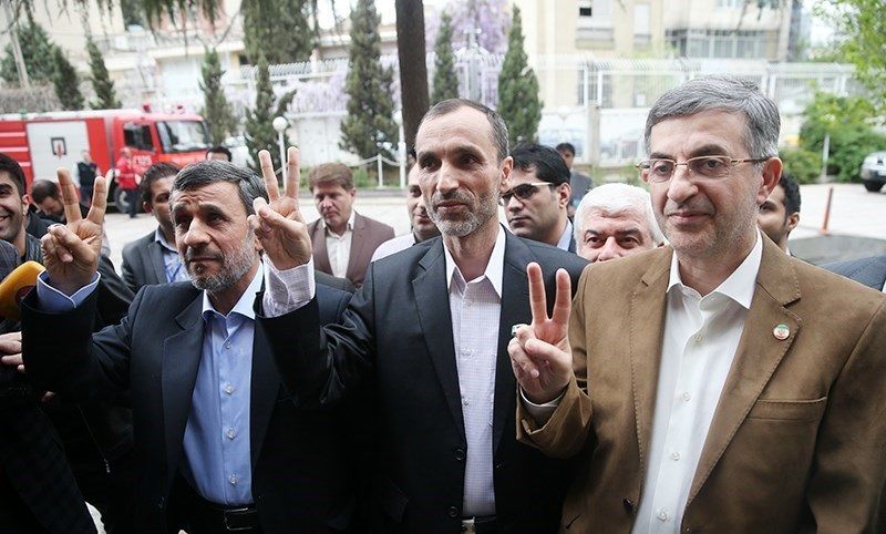 احمدی‌نژاد راه خود را از رفیقش جدا کرد؟+ عکس