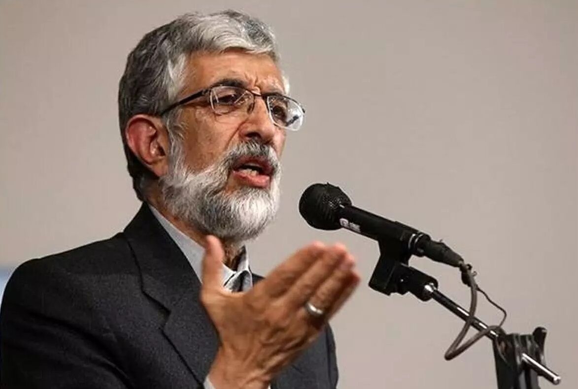 حداد عادل: ملاک تصمیم‌گیری درباره جنگ یا صلح نظر رهبر انقلاب است/ اگر ایشان بگویند مذاکره کنید، مذاکره می‌کنیم و اگر بگویند مذاکره نکنید، نمی‌کنیم