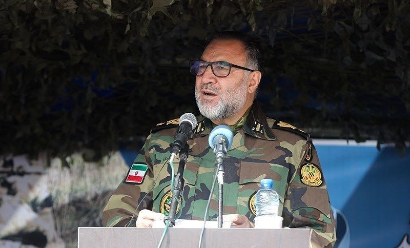 دشمنان تحت تعقیب نیروهای مسلح بوده و در حال فرار هستند