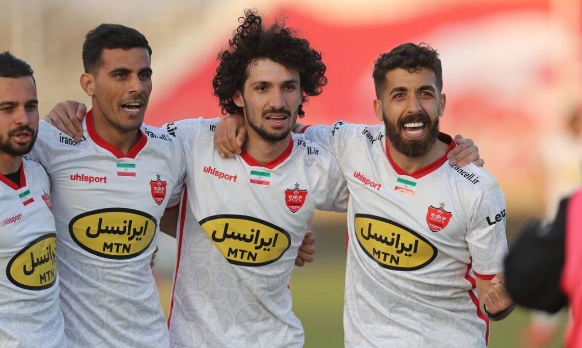 یک بازیکن دیگر هم به پرسپولیس نوتیس داد