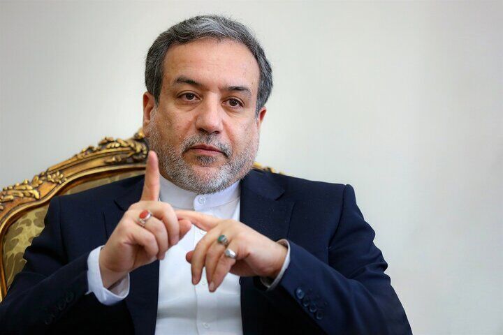 واکنش مشاور وزیر خارجه به «توهین‌های» مجری صداوسیما علیه عراقچی: مجری شناخته شده‌ای که در صداوسیما با عناوین استاد و کارشناس معرفی می شود، صراحتا به وزیر امور خارجه در سطح ادبیات کودکان دبستانی توهین می کند
