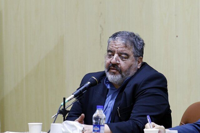 سهل‌انگاری دولت قبل باعث شد ذهن مردم تحت تاثیر شبکه‌های اجتماعی قرار بگیرد