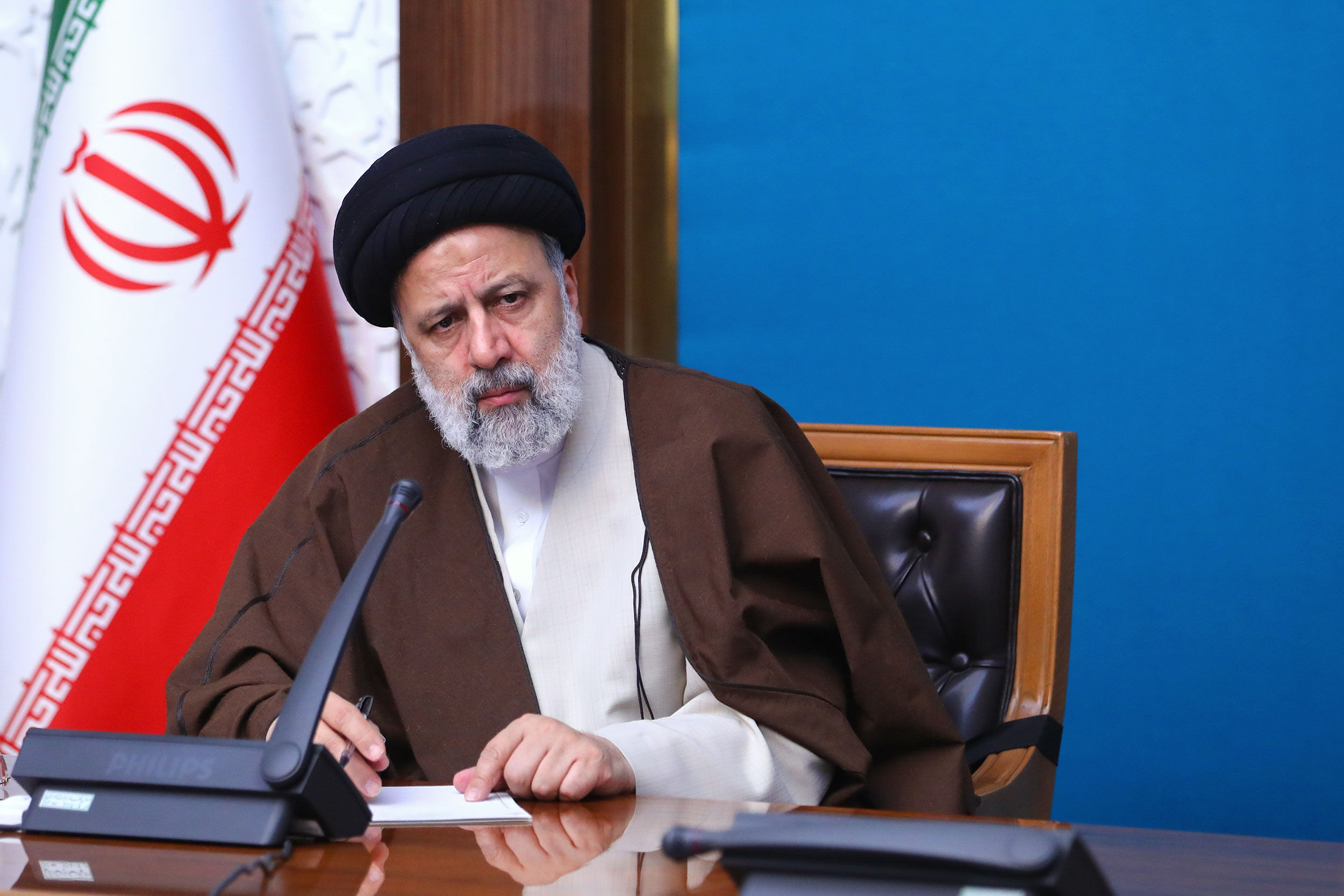 شوخی کاربران با رئیسی در روز مانور ارتش+ عکس