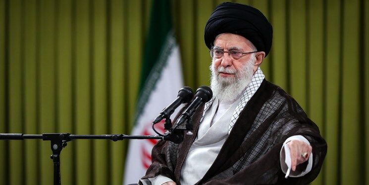 روایت عجیب رهبرانقلاب از شفای دکتر الهی قمشه‌ای در نوزادی/ نذر پدر برای سرودن منظومه نغمه حسینی+ ویدئو