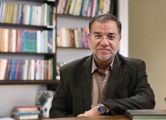فضائلی: بخش قابل توجهی دغدغه تبعیت از مواضع رهبری را دارند اما برخی دغدغه‌های دیگری دارند و این موضوع را بهانه می‌کنند/ایشان گفتند مخالفتی با مذاکرات عزتمندانه ندارند/به هر دلیلی ولی جامعه تصمیم گرفتند که این کار الان انجام شود
