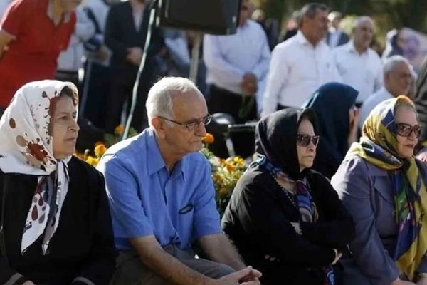 شرایط جدید بازنشستگی تأمین اجتماعی اعلام شد / چه کسانی با ۲۰ سال سابقه می‌توانند بازنشسته شوند؟