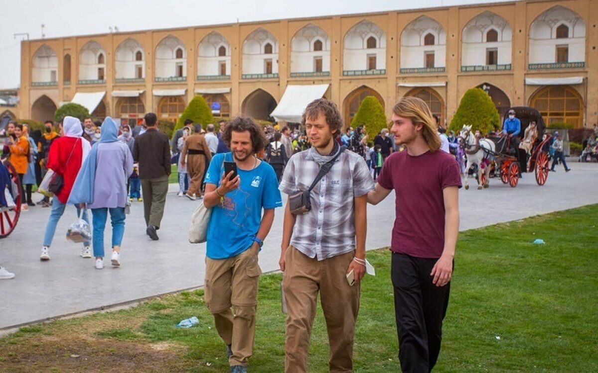 مصوبه مجلس؛ در سال آینده از هر گردشگر خارجی ۵ یورو با نرخ بازار مبادله، عوارض اخذ خواهد شد