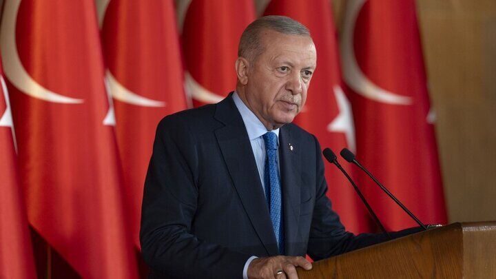 اردوغان: ادامه بسته ماندن تنگه هرمز، بحران بزرگی برای تجارت جهانی ایجاد می‌کند/ ترکیه و ایران از پایان محدودیت‌های اعمال‌ شده بر رفت‌ و آمد کشتی‌ها، حمایت می‌کنند