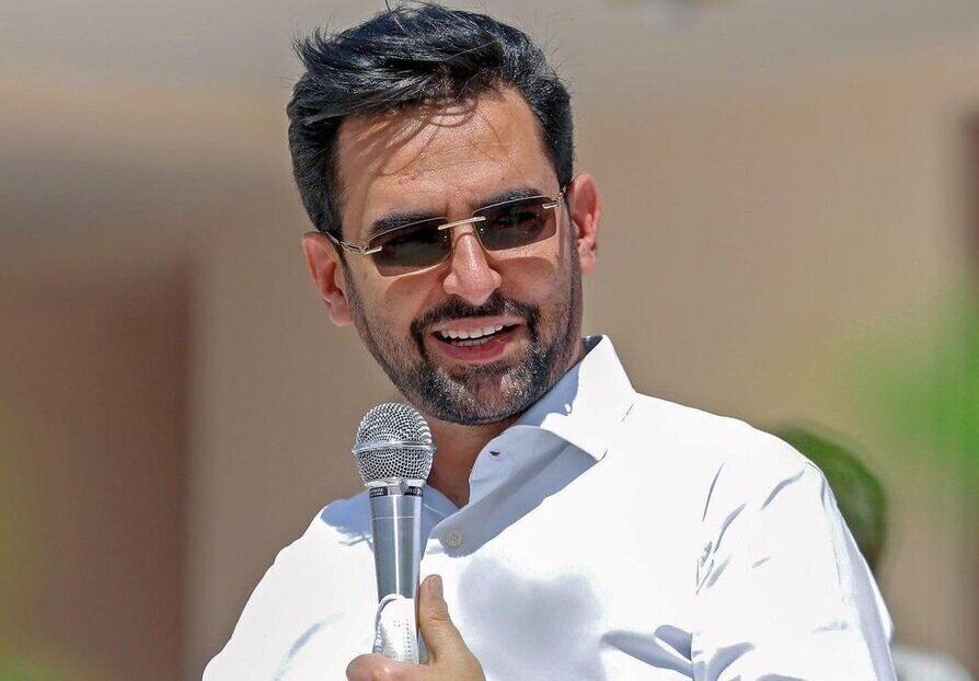 آذری جهرمی پشت ظریف درآمد؛ پشت‌پرده حملات تندروهای مجلس به دولت 