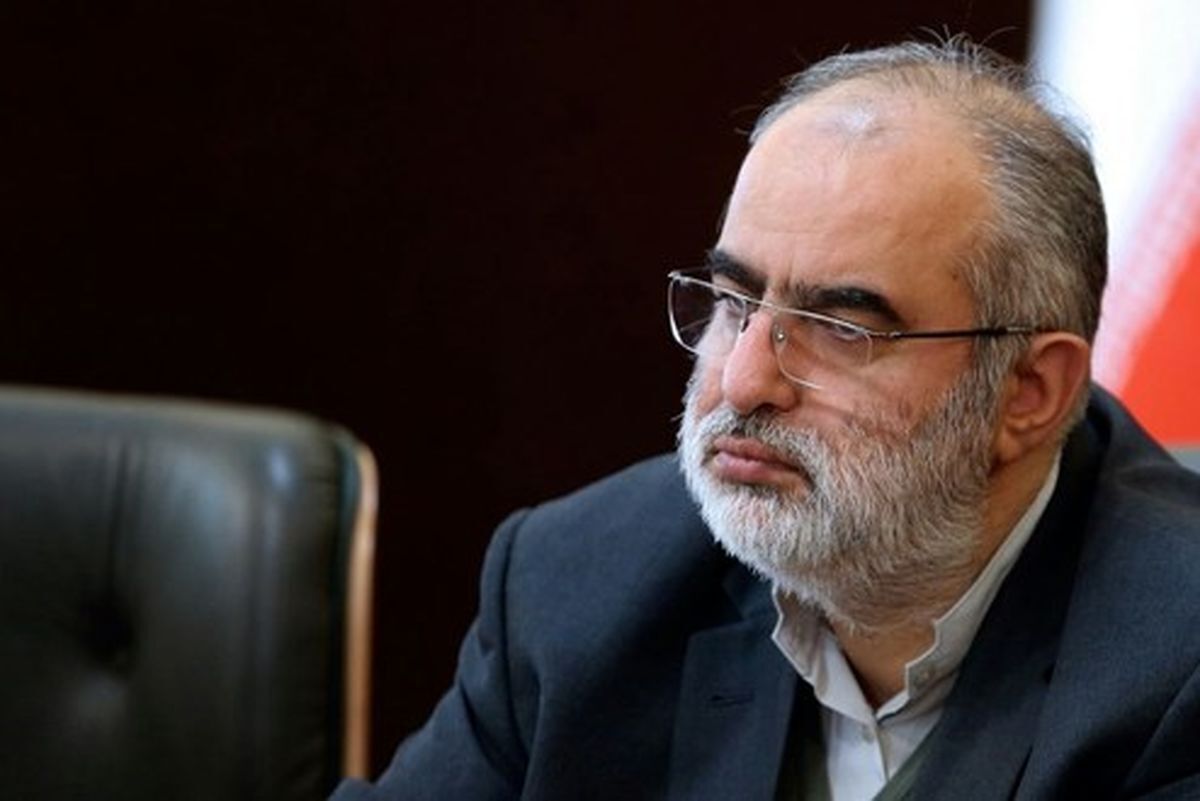 پیام بی‌پاسخ حسام‌الدین آشنا به سعید لیلاز درباره انتشار فایل صوتی ظریف؛ آقای روحانی از این انتشار بی‌اطلاع بوده + عکس
