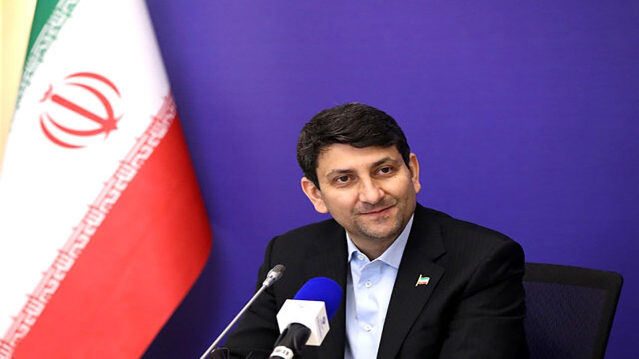 وزیر ارتباطات: ملت ایران شایسته ارتباط آزاد، آینده روشن و اقتصادی پویاست / اهتمام رئیس‌جمهور به بازگشایی اینترنت، نشانه‌ای روشن از عقلانیت و ایستادن در کنار مردم است